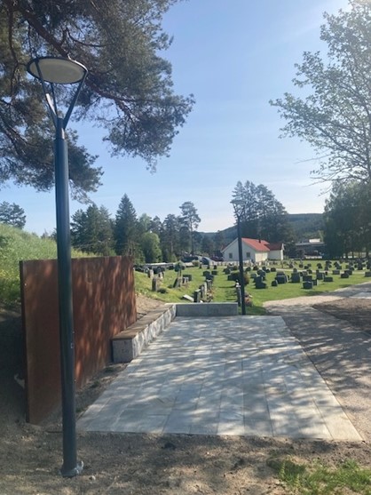 Navnet minnelund Hval kirkegård